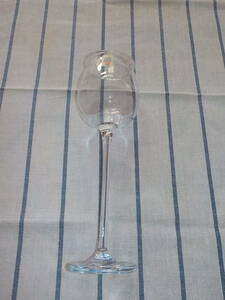 * unused * Vintage * ho rum guard *HOLMEGAARD* wine glass * long 