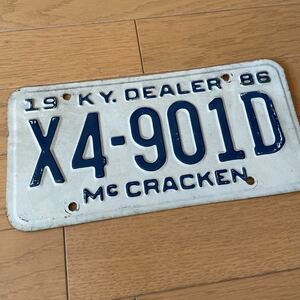 アメリカ USDM ライセンスプレート ナンバープレート KY DEALER Mc CRACKEN