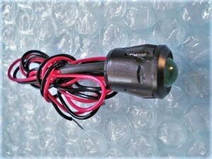 P0044　メーカー不明　スナップインタイプ　緑色LEDインジケータ　定格電圧 2 V dc 　定格電流 20 mA 　取り付け穴 14mm ？　1個