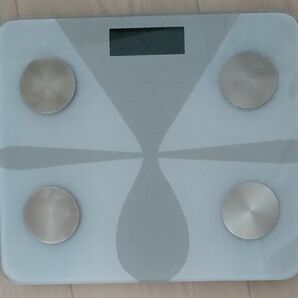 体組成計(ジャンク品) 体重計 Bluetooth 体組成計 体脂肪計 体脂肪率 筋肉量 体脂肪 ヘルスメーター 体重体組成計
