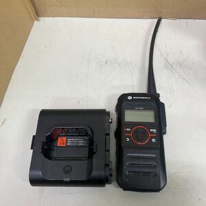 N424/MOTOROLA モトローラ トランシーバー MiT7000 簡易無線 急速充電器　MCD-71