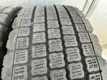 275/70R22.5と11/70R22.5 14PR スタッドレス2本、2017年と2018年、条件付き送料無料_画像2