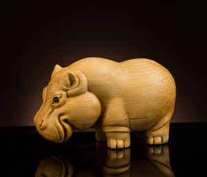 Art hand Auction [Boxwood Wood Carving Animals] ◆ Hippopotamus ◆ Natural/Natural Wood/Handmade/Handcrafted/Crafted Carving/Interior/Gift/Lucky Charm, antique, collection, Craft, Woodworking, Bamboo crafts