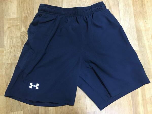 UNDER ARMOUR 7'' Shorts XS ショートパンツ ハーフ ショーツ ブラック ヒートギア インナー付 ランニング ジョギング マラソン