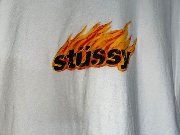 stussyストゥーシー Tシャツ