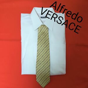 紳士な着こなし「ベルサーチ」 激レア【Alfredo VERSACE】 ネクタイ 日本製 ■素材　シルク100%