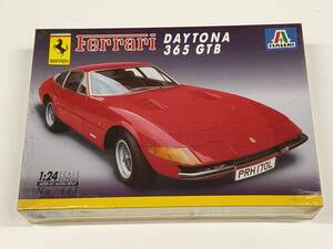 ITALERI フェラーリ・デイトナ Ferrari DAYTONA 365 GTB 1:24 SCALE MODEL イタレリ KIT No.661 8001283806619