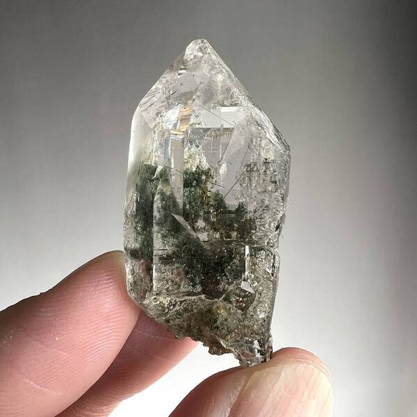最高級 マニハール産 クローライトクリスタル ルチル ポイント ヒマラヤ水晶 3