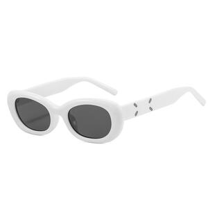 ボールド フレーム サングラス ホワイト / ブラック UVカット 大きめ 太め ワイドフレーム スクエア 眼鏡 伊達眼鏡 メガネ アクセサリー