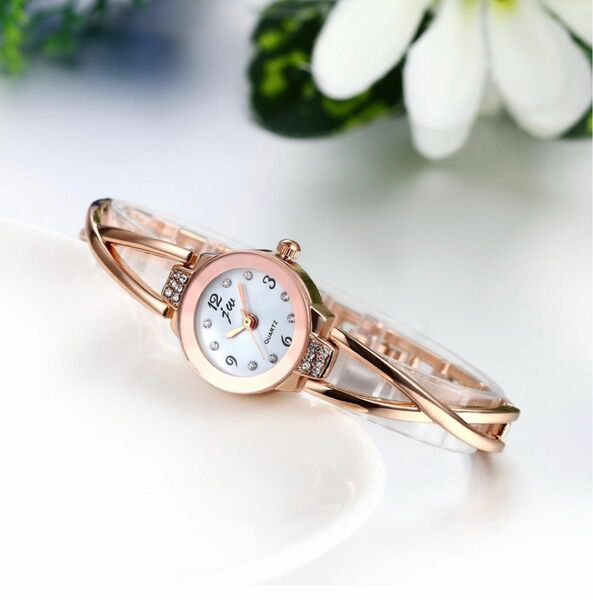 レディース腕時計　キラキラ 可愛い レディース 腕時計 ウオッチ ファション 誕生日 バレンタインデー ピンクゴールド
