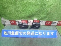 トヨタ ノア ZRR85W 80系 SI 後期用 エアコン 吹き出し口 内装品 パネル AC A/C ピアノブラック 黒 小傷程度 現状販売 中古_画像1