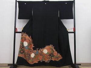 平和屋野田店■豪華黒留袖　駒刺繍　花唐草文　暈し染め　金彩　逸品　n-je2504