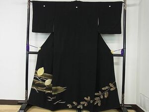 平和屋1■豪華黒留袖　敷松葉　松ぼっくり　金彩　逸品　ha5258