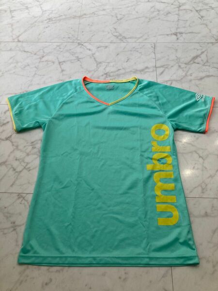 最終値下　アンブロ　umbro レディースtシャツ　M