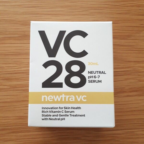 新品未使用 新品未開封 ピュアニュートラセラム newtra VC28 美容液 30ml 