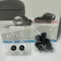 【ジャンク品】Sennheiser ゼンハイザー MOMENTUM True Wireless 2 完全ワイヤレスイヤフォン BLACK ブラックノイズキャンセリング_画像7