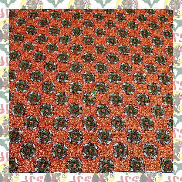 【SALE/270cm x 110cm/3ヤード】アフリカンプリント生地 barg-o70 アフリカ布 アフリカ生地 ゴールドプリント アンカラ キテンゲ パーニュ