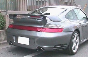 ポルシェ９１１（９９６）４Sモデル ＧＴ２タイプリヤウィング 　　国内唯一ポルシェ９１１専門ＦＲＰパーツメーカー