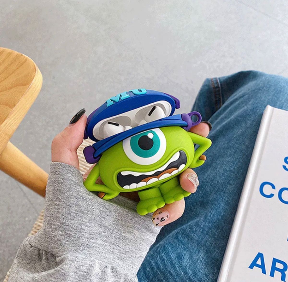 CASETIFY AirPods pro ケース モンスターズインク|PayPayフリマ