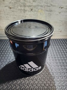 adidas/ Adidas / pail can / black 