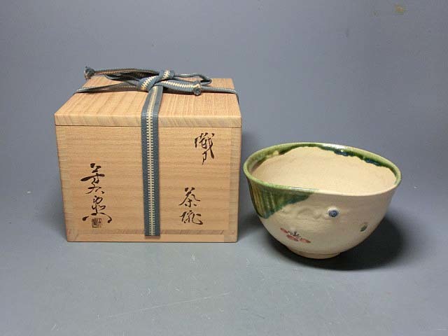 加藤芳右衛門の値段と価格推移は?|7件の売買データから加藤芳 加藤芳右衛門の値段と価格推移は?|7件の売買データから加藤芳