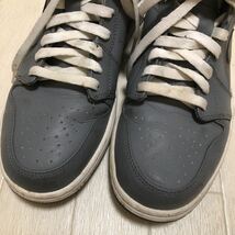 和15★① NIKE AIR JORDAN 1 MID ナイキ エアジョーダンワン スニーカー シューズ 26.5 メンズ グレー_画像5