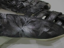 うさぎや　日本製　ノンスリップ　花柄　靴　パンプスシューズ　サイズ24　送料無料_画像6