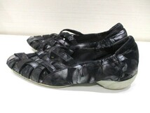 うさぎや　日本製　ノンスリップ　花柄　靴　パンプスシューズ　サイズ24　送料無料_画像3