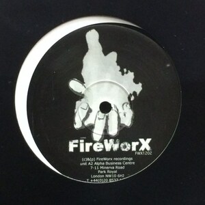 Izzi Dunn Fire - The Mixes（★盤面ほぼ良品！）