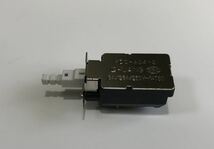 KDC-A04-2 電源スイッチ　8A 250V　新品_画像5