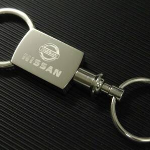 US日産 キーホルダー クロームメッキ フック&リング 新品 NISSANライセンス品 NISSANマーク NISSANロゴ タイプP の画像1