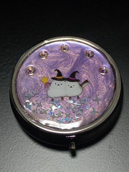 未使用 ピルケース 薬 ケース アクセサリー 小物入れ レジン ハンドメイド ミラー スワロフスキークリスタル使用 シマエナガ