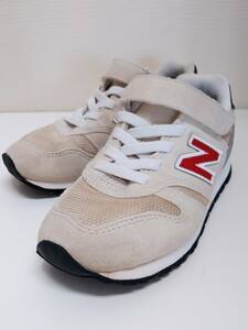 人気美品★即決送料無料☆new balance ニューバランス NB キッズシューズ サイズ18cm カラー/ホワイトベージュ ベビースニーカー靴ナイキ