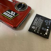 CASIO EXILIM EX-FS10カシオ デジタルカメラ+充電池NP-60/デジカメ/レッド/動作未確認/部品取り用/現在動作不動/小傷等/ジャンク扱_画像9