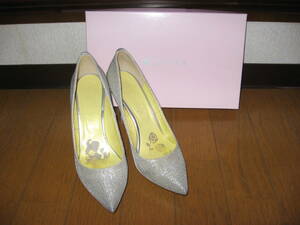 * Diana. . Tiara decoration po Inte dotu pumps 23.5cm silver lame *