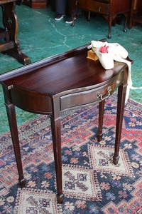 イギリスアンティーク家具 コンソールテーブル ハーフムーンテーブル サイドテーブル 英国製 R-186