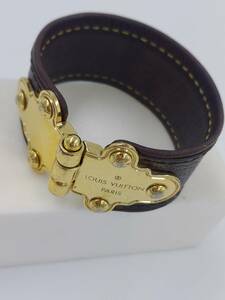 Louis Vuitton Keep it double leather bracelet (M6552D)