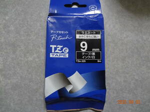 ブラザー 純正 ラベルテープカセット TZe-325 9mm 黒テープ 白インク 未使用 B