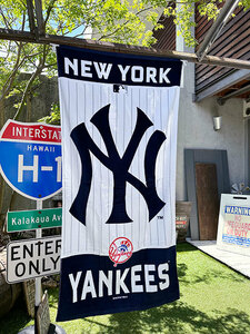 ニューヨーク　ヤンキース　オフィシャル　ビーチタオル　MLB公式グッズ ■ アメリカン雑貨 アメリカ雑貨