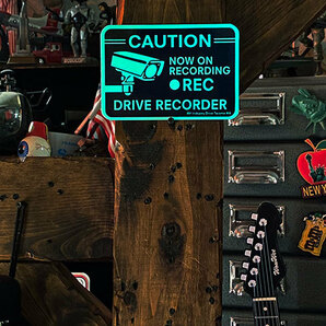 ドライブレコーダー録画中 蓄光セキュリティサイン（裏面シール付き） ■ アメリカン雑貨 アメリカ雑貨の画像2