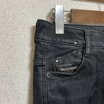 ディーゼル DIESEL デニムパンツ ブラックジーンズ ストレートデニム D-rifty サイズ23インチ ウエスト71cm レングス34 ＊22_画像2