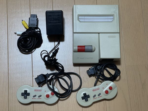 ヤフオク! -「ニューファミコン アダプター」の落札相場・落札価格