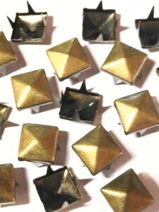 スタッズ・鋲・Punk　ピラミッド型８ミリ　古銅　１５０個セット　　 送料無料