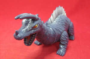 キングザウルスⅢ世 帰ってきたウルトラマン 怪獣 赤タグ版 1989 ソフビ USED 同梱可【US50924002】