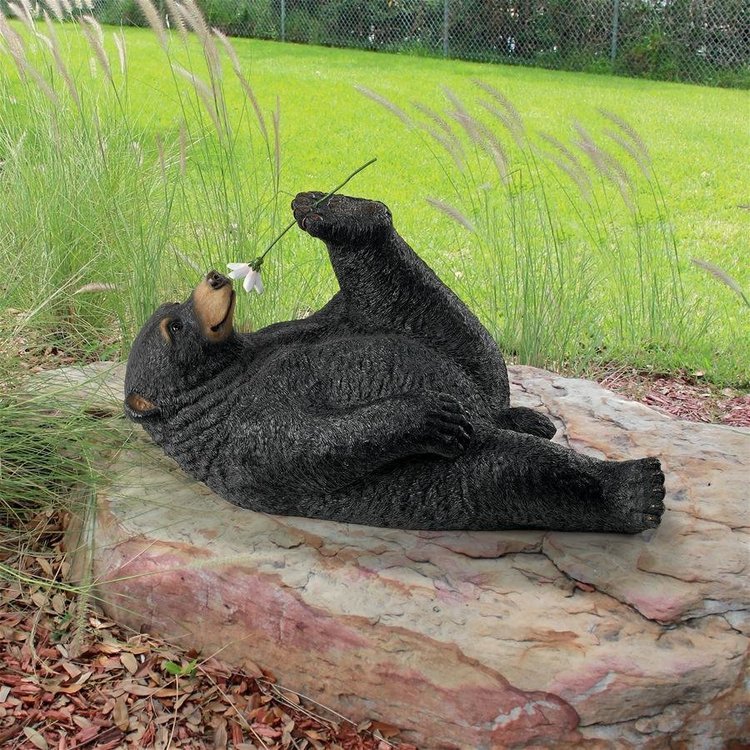 花の匂いを嗅いでいる、ツキノワグマ彫像: インテリア装飾 ガーデンアート工芸 庭園 芝生 花壇 贈り物 輸入品