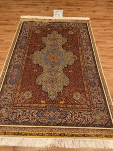 ペルシャ絨毯・最高級ハンド&マシン織り・ 世界最高密度150万ノット ・豪奢なクムデザイン 220cm×150cm lv36