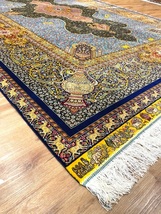 ペルシャ絨毯・最高級ハンド&マシン織り・ 世界最高密度150万ノット ・豪奢なクムデザイン 200cm×300cm c39_画像4