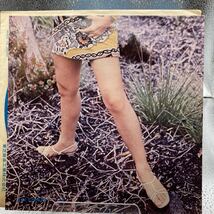 再生良好 EP 小川知子「愛こそいちずに / ボンジュール涙 」橋本淳/筒美京平　1970年_画像2