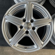 【中古アルミホイール】Plencia　16×6.5J　114.3-5H　IN47　ハブ径実測73mm　_画像5