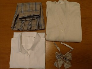 プリーツスカート シャツ セーター リボン セット 4点セット 修学旅行 テーマパーク ニセ制服 衣装 学生 コスプレ